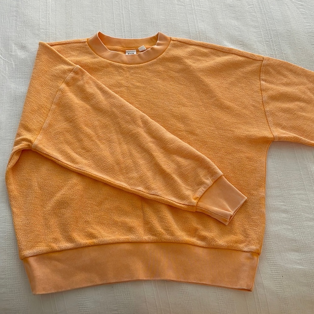 Gap Orange sweatshirt